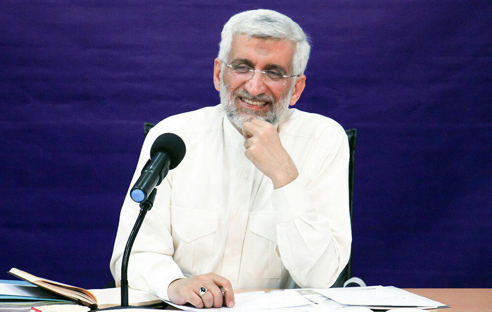 نسبت به کسانی که در نظام جهانی علیه ما فعالیت می&zwnj;کنند باید هوشیار بود