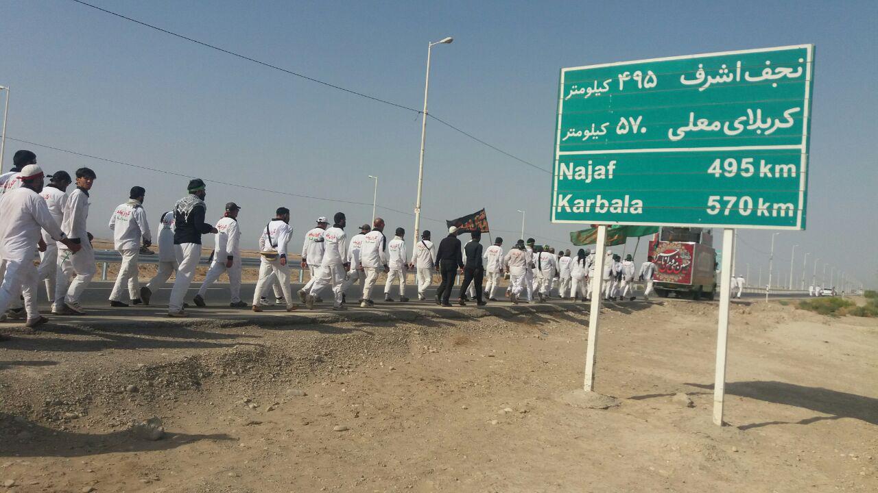 کاروان پیاده انصار الحسین وارد خاک عراق شد