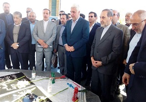 ورود دکتر علی اکبر ولایتی و فرهاد رهبر به اردبیل