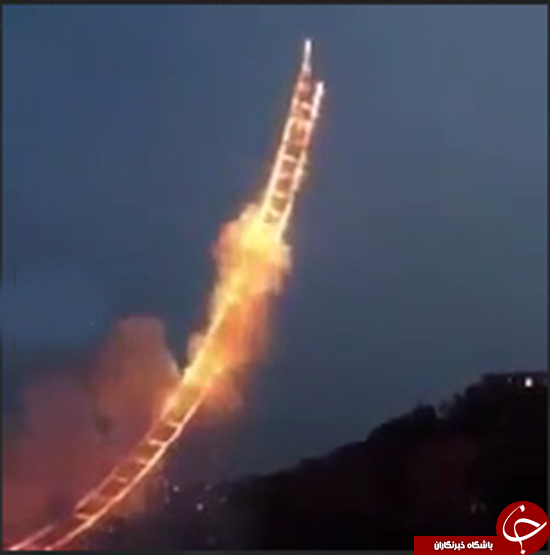 نردبان آتشین رو به آسمان +تصاویر