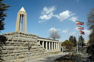 بازدید از اماكن تاريخي همدان رایگان است