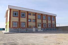 تحویل ۳۵ باب مسکن روستایی به مددجویان کهگیلویه