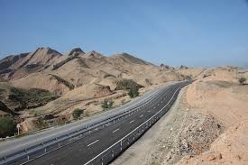 طرح جدید در حوزه راه و شهرسازی استان تعریف نشود