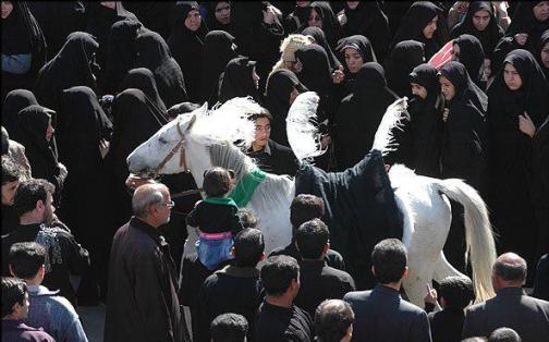 ماه محرم ،ماه اثبات عشق و ارادت به سيد و سالار شهيدان