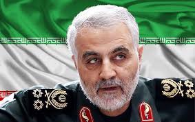 دفاع مقدس ملت ما را به یک ملت انقلابی که ایستادگی می‌کند تبدیل کرد