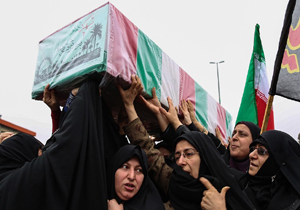 بانوان باید از همسران شهدا الگو بگیرند
