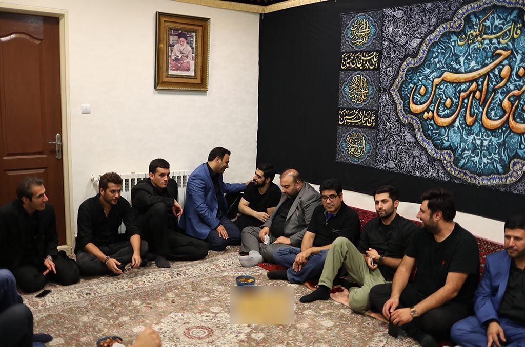 حضور کمدین خندوانه در یکی از هیئت های معروف تهران
