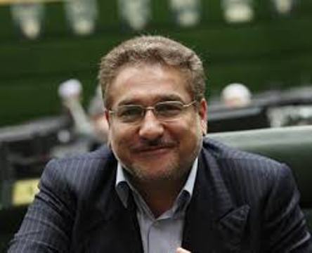 وزارت ورزش هرچه سریعتر برای خصوصی&zwnj;سازی باشگاه&zwnj;های پرسپولیس و استقلال اقدام کند