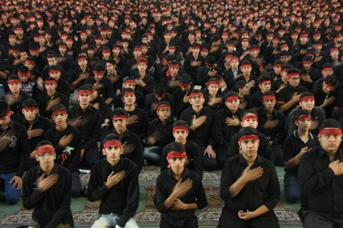 سوگواری" احلی من العسل" در زنجان برگزار شد