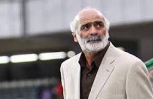 کربکندی: نظم تیمی پرسپولیس بدون حسینی و کامیابی نیا به هم می‌ریزد