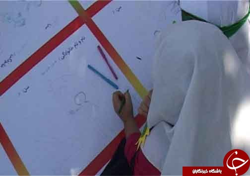 برپایی ایستگاه نقاشی به مناسبت هفته دفاع مقدس در ساری + تصاویر