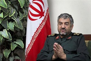 رفع مشکلات مردم و محرومان یکی از وظایف مهم سپاه پاسداران