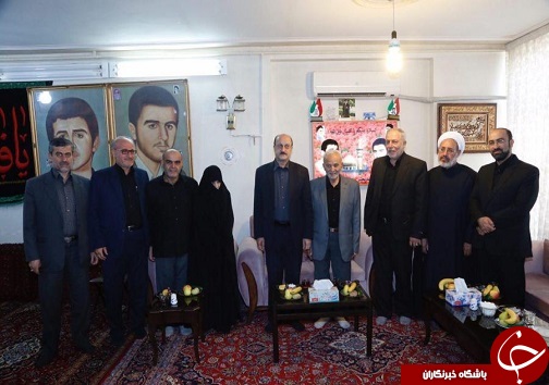 دیدار استاندار با خانواده شهیدان قاقازانی و حاج میری