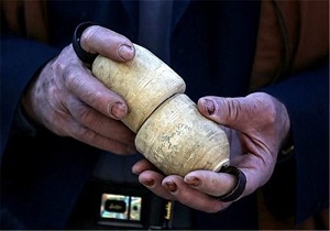 برگزاری آیین سنتی سنگ‌زنی در برخی مناطق روستایی استان سمنان