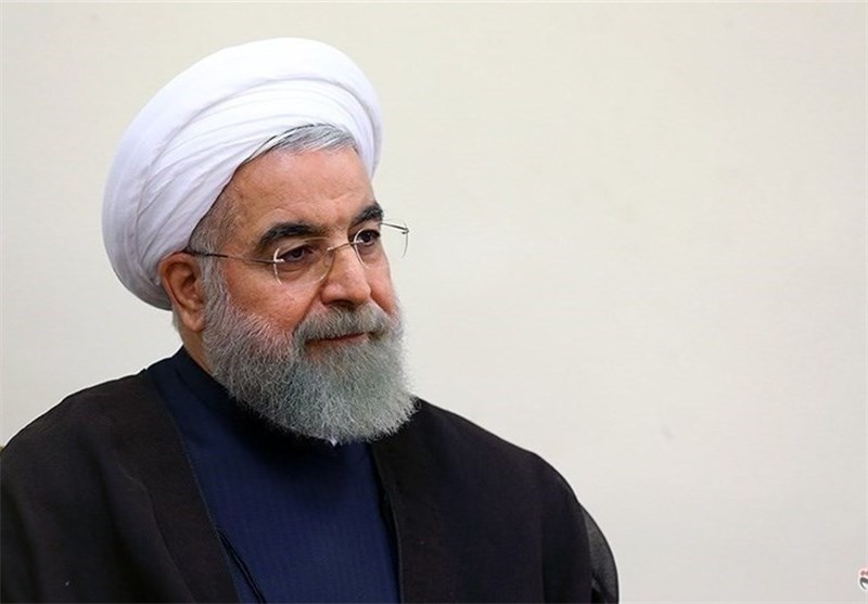 دیدار سرزده روحانی با خانواده شهیدان غضنفری