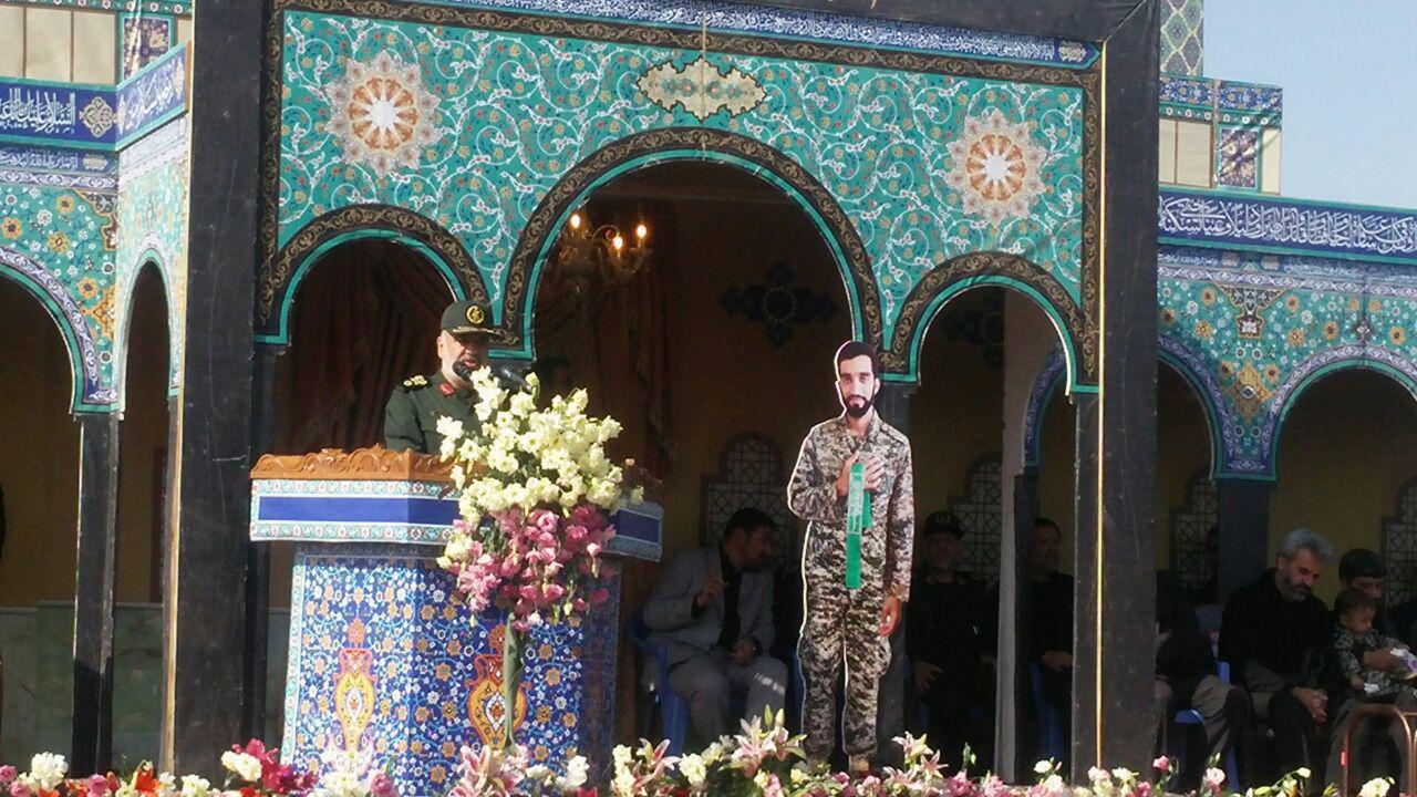 آخرین وداع شهید حججی با زادگاهش/ سردار سلامی: شهادت محسن، تصویری نزدیک از شهادت امام حسین(ع) است + تصاویر