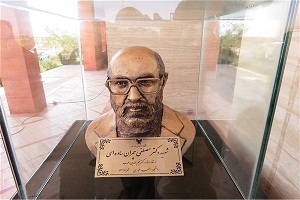 رونمایی از سردیس استاد آسمانی در ساوه + عکس