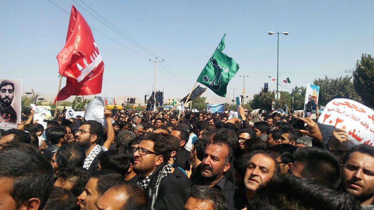 شهادت محسن، تصویری نزدیک از شهادت امام حسین(ع) است/به رییس جمهور آمریکا توصیه می کنیم هرکسی از موشک های ما می ترسد به پناهگاه برود