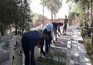 غبار روبی و گلباران مزار شهدای مهاباد