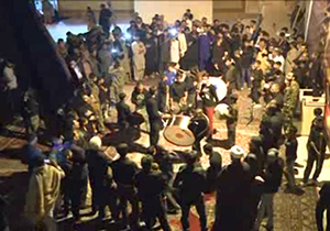 توقف زائران پاکستانی امام حسین (ع) در موکب زاهدان + فیلم