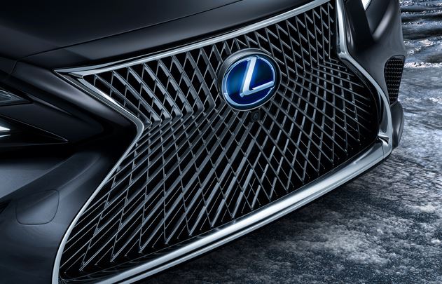 تفاوت قیمت برخی از محصولات Lexus در بازار تهران و دبی
