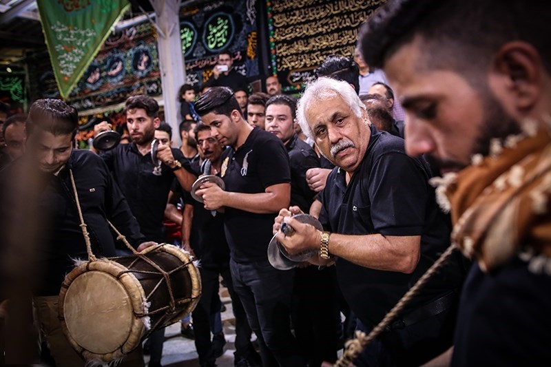 بوشهر در سوگ علمدار کربلا غرق در ماتم است
