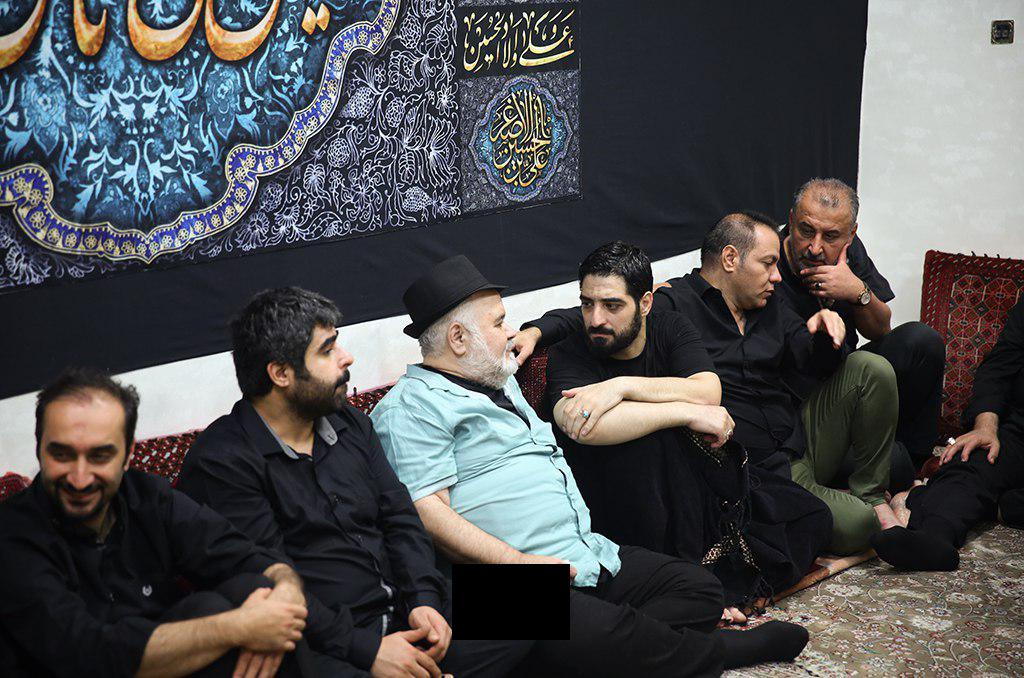 حضور هنرمندان در مراسم تاسوعای حسینی ۹۶
