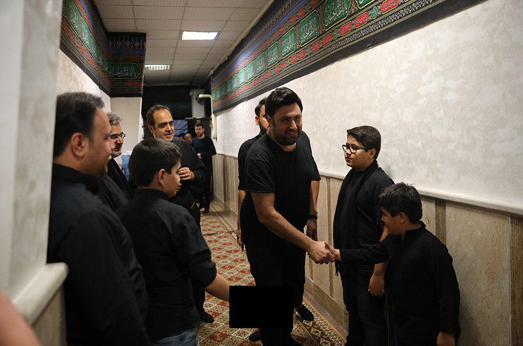 حضور هنرمندان در مراسم تاسوعای حسینی ۹۶