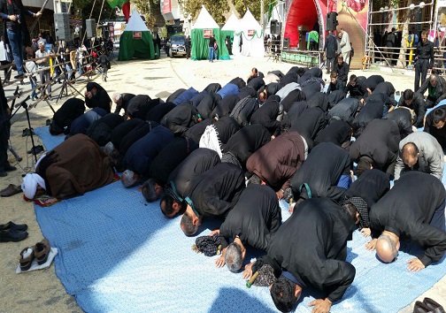 نماز ظهر تاسوعا در ارومیه اقامه شد+تصویر