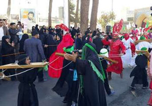 حرکت نمادین اسرای کربلا و عزاداران حسینی فردا در دورود