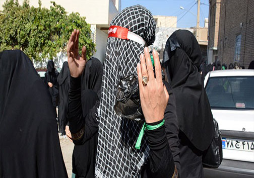 نقاب عزا به چهره کشیدن بانوان لرستانی درآیین چهل منبری