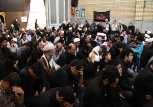 مراسم عزاداری تاسوعای حسینی با حضور مراجع عظام در قم برگزار شد
