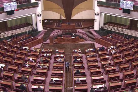 انتقاد مجلس افغانستان از بی توجهی دولت به مصوبه های مجلس