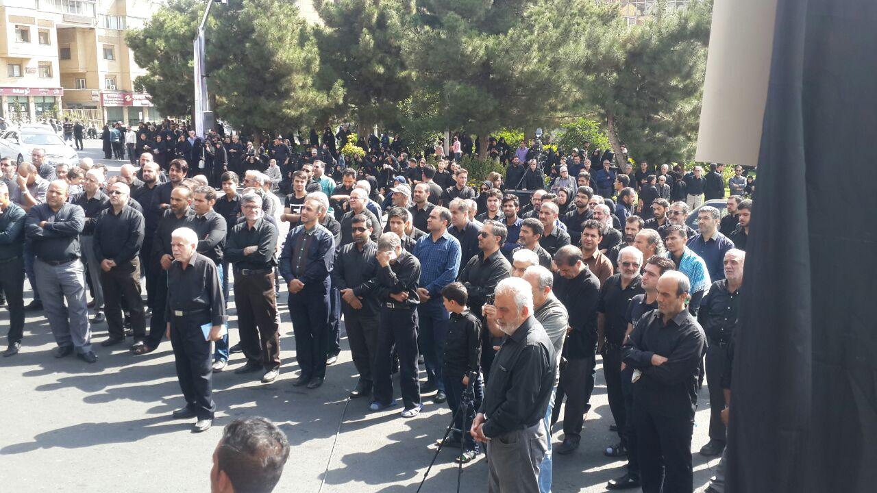 تجمع بزرگ عاشورائيان در سعادت&zwnj;آباد آغاز شد
