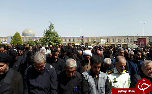 جلوه هایی از اقامه نماز عاشورا در سراسر کشور