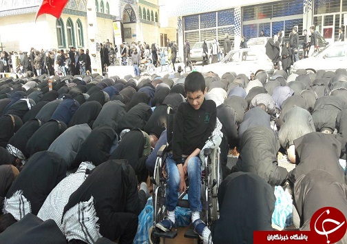 نماز ظهر عاشورا به یاد آخرین نماز سید الشهدا (ع) در ارومیه اقامه شد