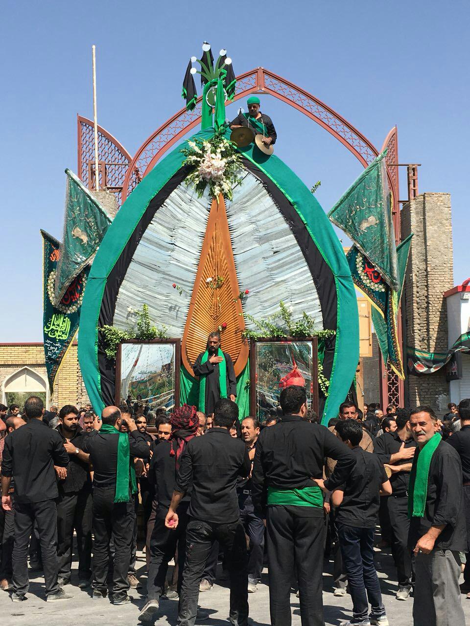 نخل گردانی ظهر عاشورا در جای جای یزد