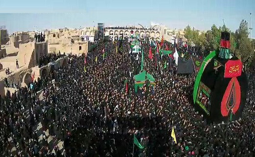 نخل گردانی ظهر عاشورا در جای جای یزد