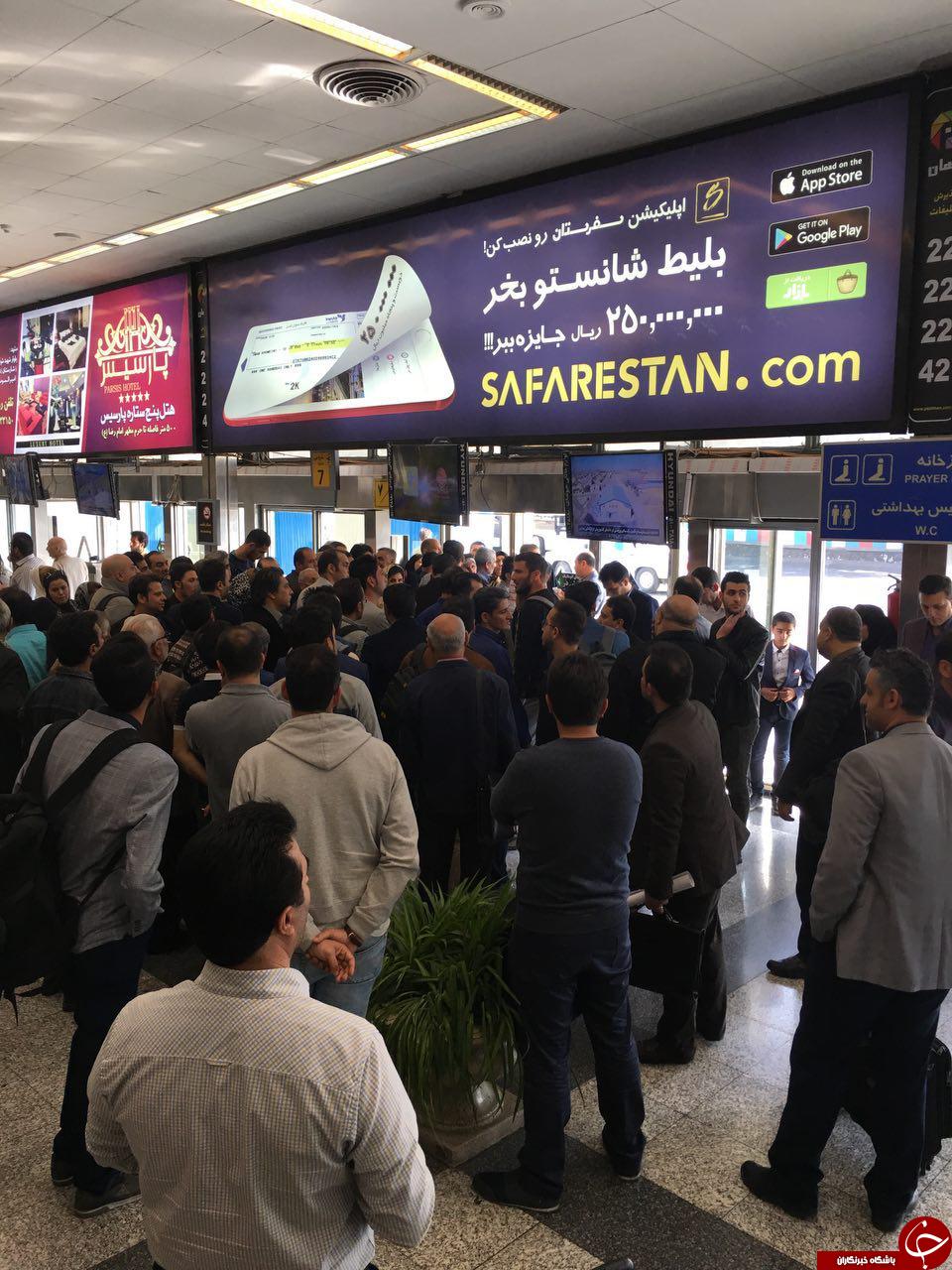 تأخیر در پرواز و سرگردانی مسافران در فرودگاه مشهد + تصاویر تأخیر در پرواز و سرگردانی مسافران در فرودگاه مشهد + تصاویر