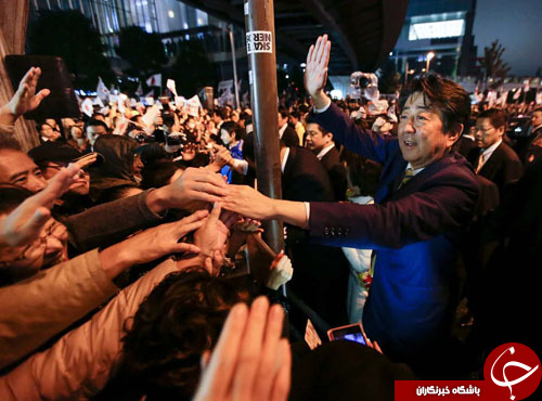 تصاویر روز: از مارمولک خندان در اندونزی تا خلق اثر هنری بر روی خودروی غبار گرفته