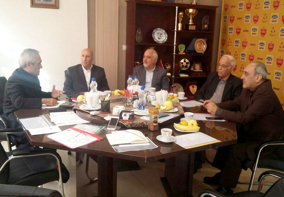 هیئت مدیره پرسپولیس برای بلیت فروشی دربی ۸۵ تشکیل جلسه دادند