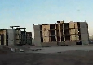 ازدحام زجرآور در ایستگاه مترو تئاترشهر/ناتمام ماندن مسکن مهر رفسنجان/بارگیری غیراصولی نیسان در باشت + فیلم و تصاویر