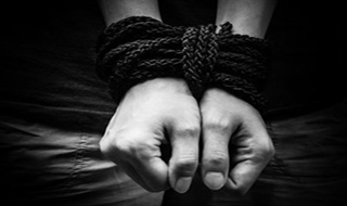 دختری که جوان سوری را از دست آدم ربایان نجات داد+فیلم