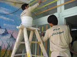 رنگ آمیزی و مرمت بیش از ۶۸ هزار مربع از مدارس استان مرکزی توسط بسیجیان