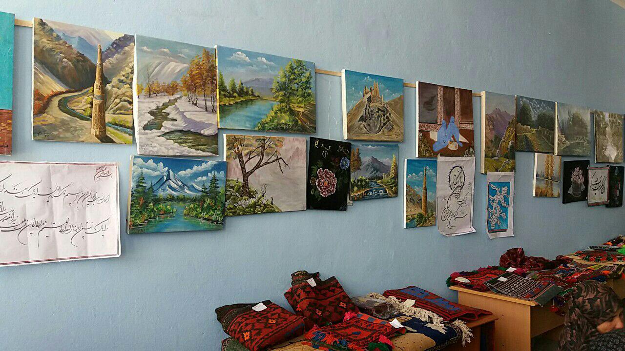 برگزاری نخستین نمایشگاه هنری یک زن در ولایت غور
