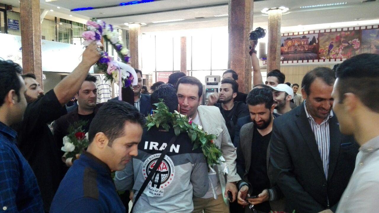 استقبال از  نایب قهرمان مسابقات کیک بوکسینگ جهان