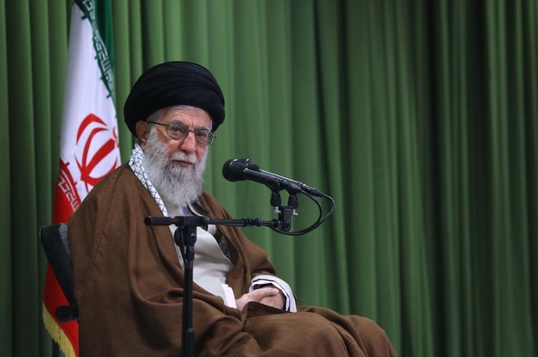 علت اصلی دشمنی آمریکا با انقلاب اسلامی از منظر رهبر معظم انقلاب