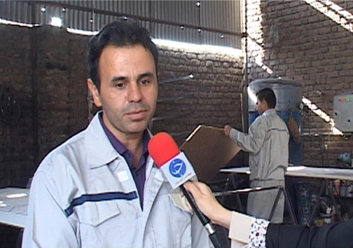 رقابت جوان کارآفرین لرستانی با کالای چینی / ساخت درب های ضد سرقت با مقاومت بالا + تصاویر