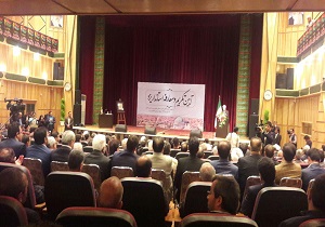 با حضور وزیر کشور محمود زمانی قمی بعنوان استاندار یزد معرفی شد