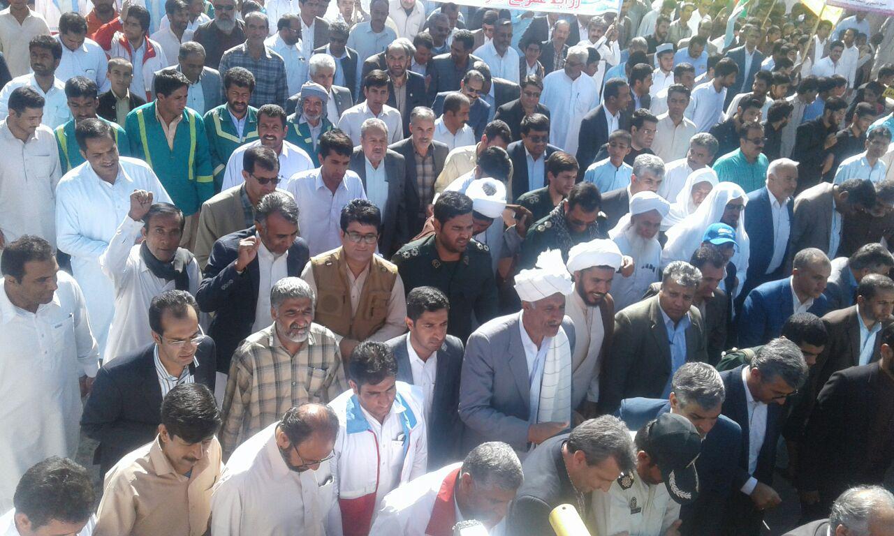 طنین &laquo;مرگ بر آمریکا&raquo; در آسمان سیستان وبلوچستان + تصاویر